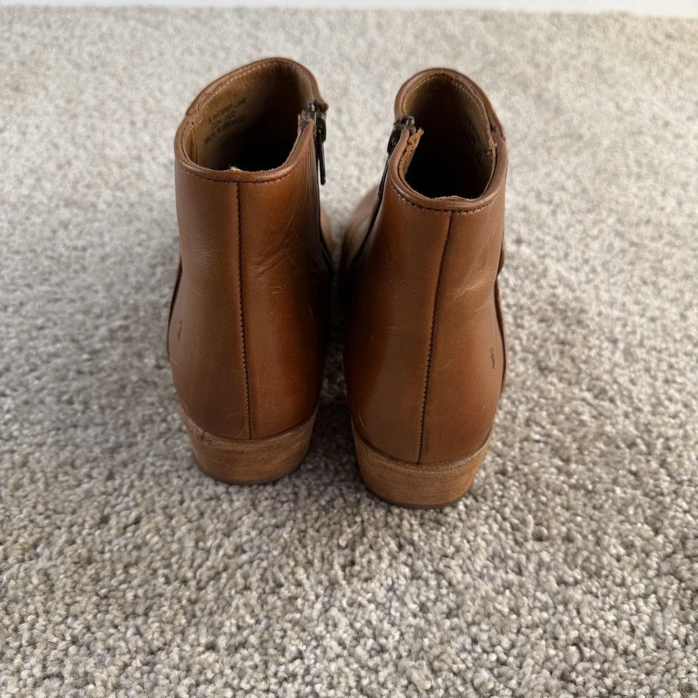 Frye Boots Womens Size 11 Brown Leather Ankle Zip Block Heel Booties Round Toe